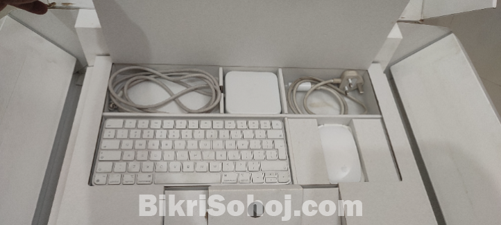 iMac M1 ram 16 GB SSD 512 model 2021